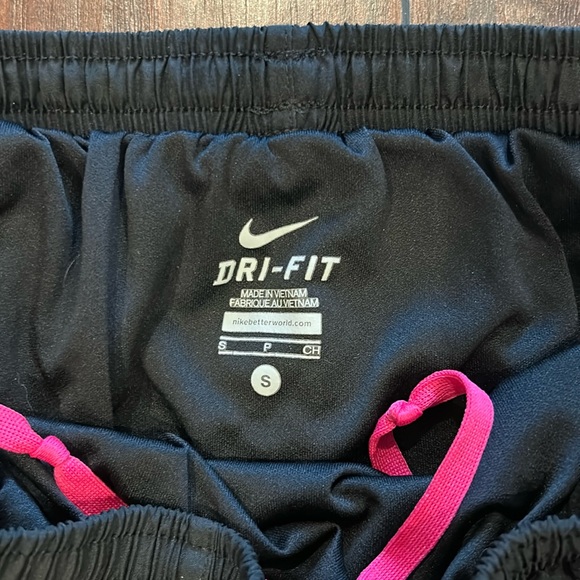 Nike dri-fit shorts small - Picture 2 of 4